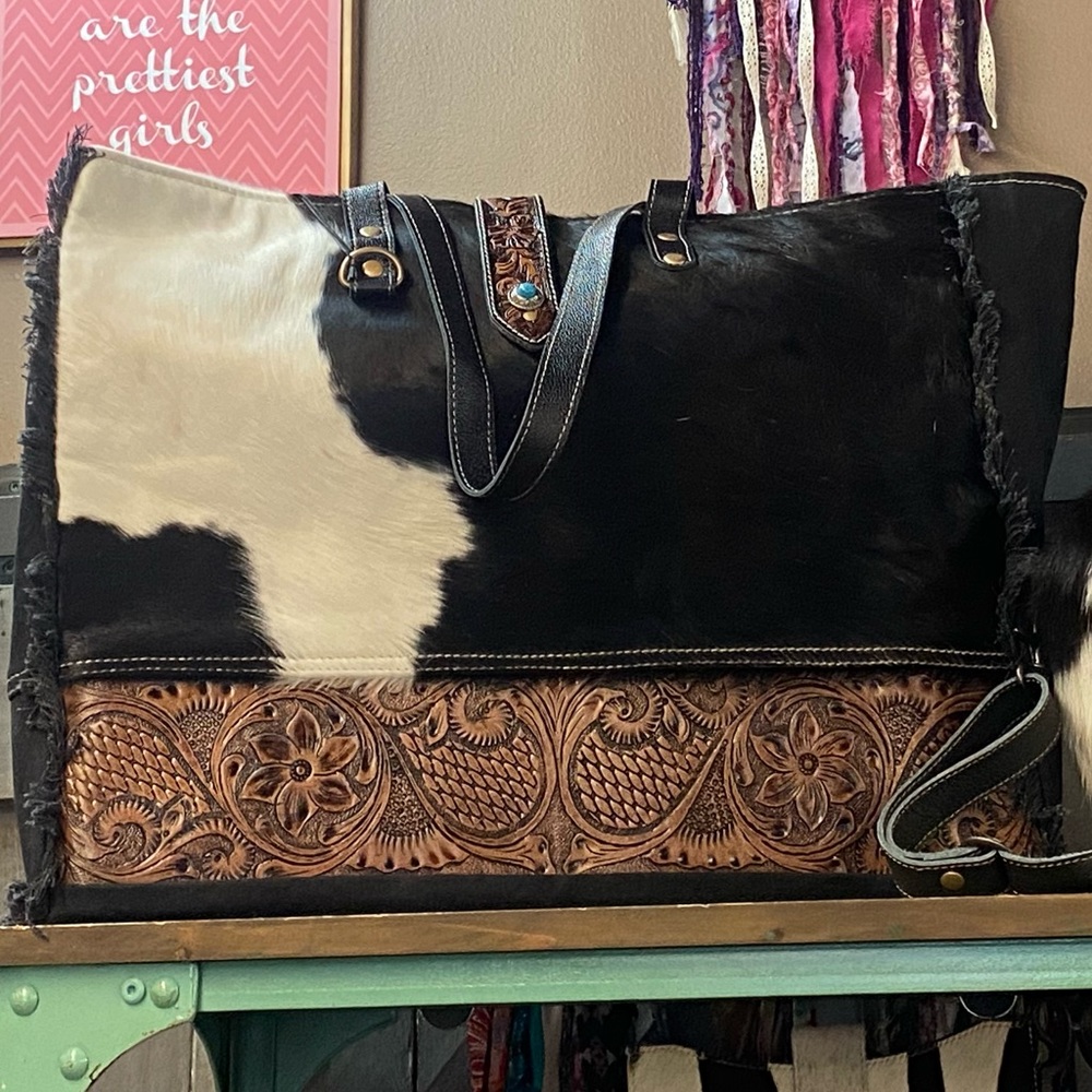 NWT Comely Hand-Tooled Weekender Bag